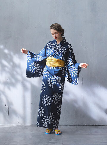 yukata (light cotton kimono worn in the summer or used as a bathrobe),, small image number 10